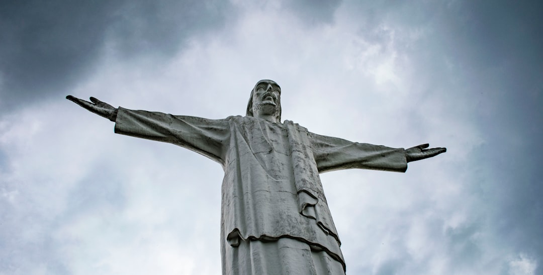 Menteri Agama Siap Lantik UAS: Apa Artinya bagi Pendidikan Islam di Indonesia?